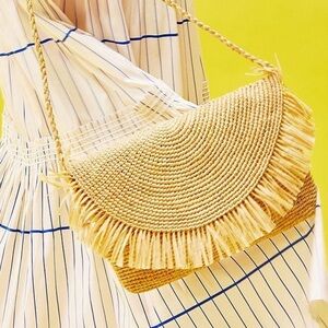 Chic Fringe Straw Crossbody Bag
